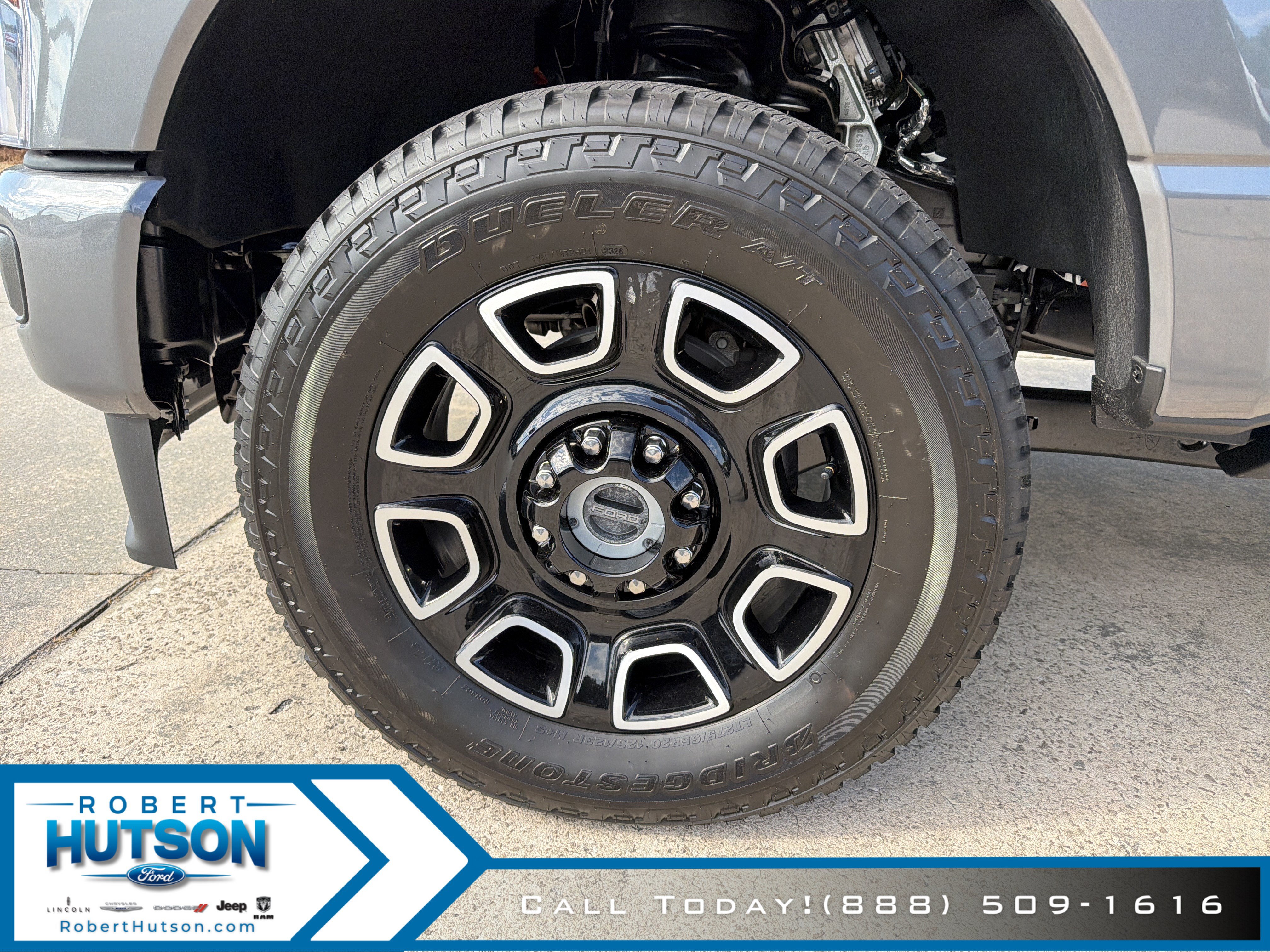 New 2026 Ford F250 Platinum AWD/4WD image 9
