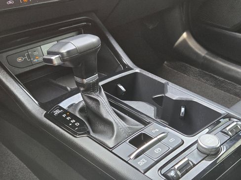 Used 2025 Kia K5 GT-Line image 9