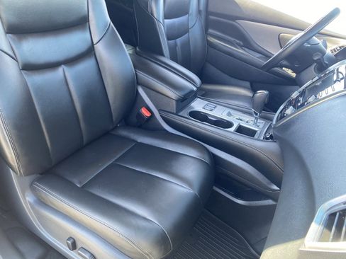 Certified 2024 Nissan Murano SV w/ SV Midnight Edition Package image 11