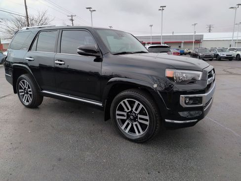 Used 2022 Toyota 4Runner Limited image 7