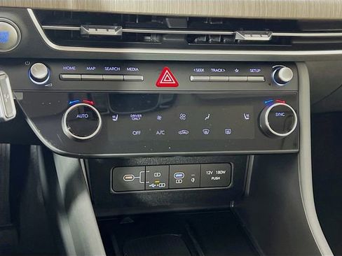 New 2025 Hyundai Sonata SEL image 16