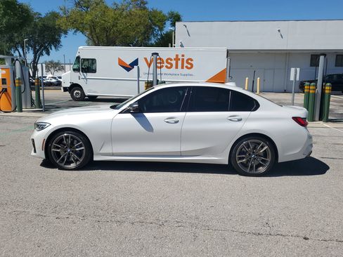 Used 2022 BMW M340i w/ Premium Package image 6