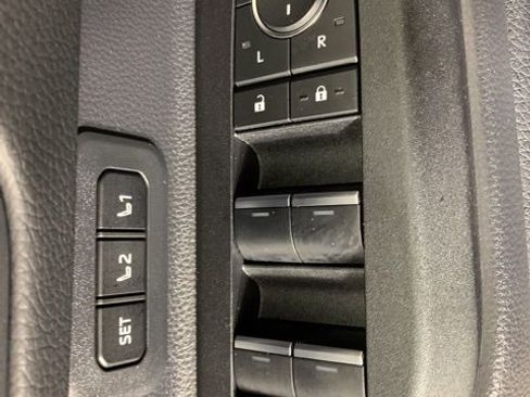 Used 2024 Toyota Land Cruiser image 18