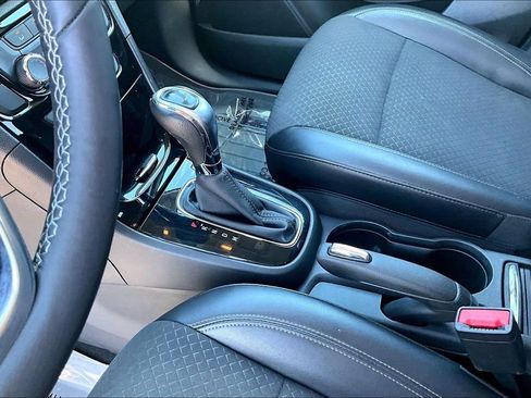 Used 2019 Buick Encore Preferred FWD image 17