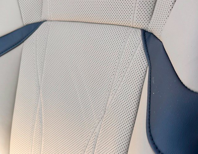Used 2021 Lexus ES 350 Ultra Luxury w/ Accessory Package FWD image 27