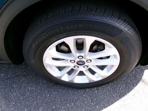 Certified 2020 Ford Escape SE image 4