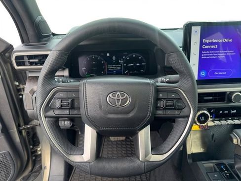 Used 2024 Toyota Tacoma Limited AWD/4WD image 13