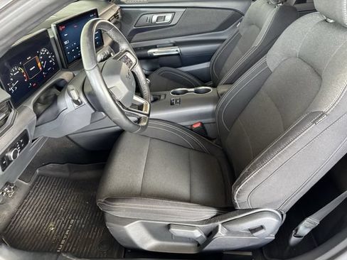 Used 2024 Ford Mustang GT RWD image 17
