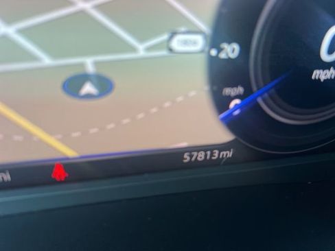 Used 2022 Volkswagen Atlas SEL image 11