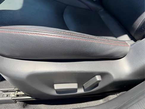 Used 2014 MAZDA MAZDA3 s Grand Touring FWD image 22