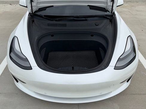 Used 2021 Tesla Model 3 Performance image 11