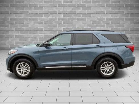 Certified 2025 Ford Explorer Active image 4