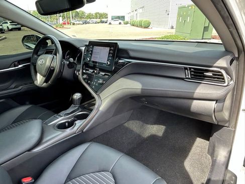 Used 2023 Toyota Camry SE w/ Convenience Package FWD image 44