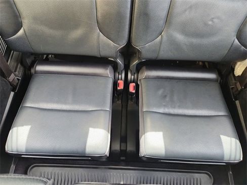 Used 2017 Lexus GX 460 Premium w/ Premium Package image 35