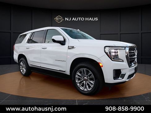 Used 2024 GMC Yukon SLT AWD/4WD image 10