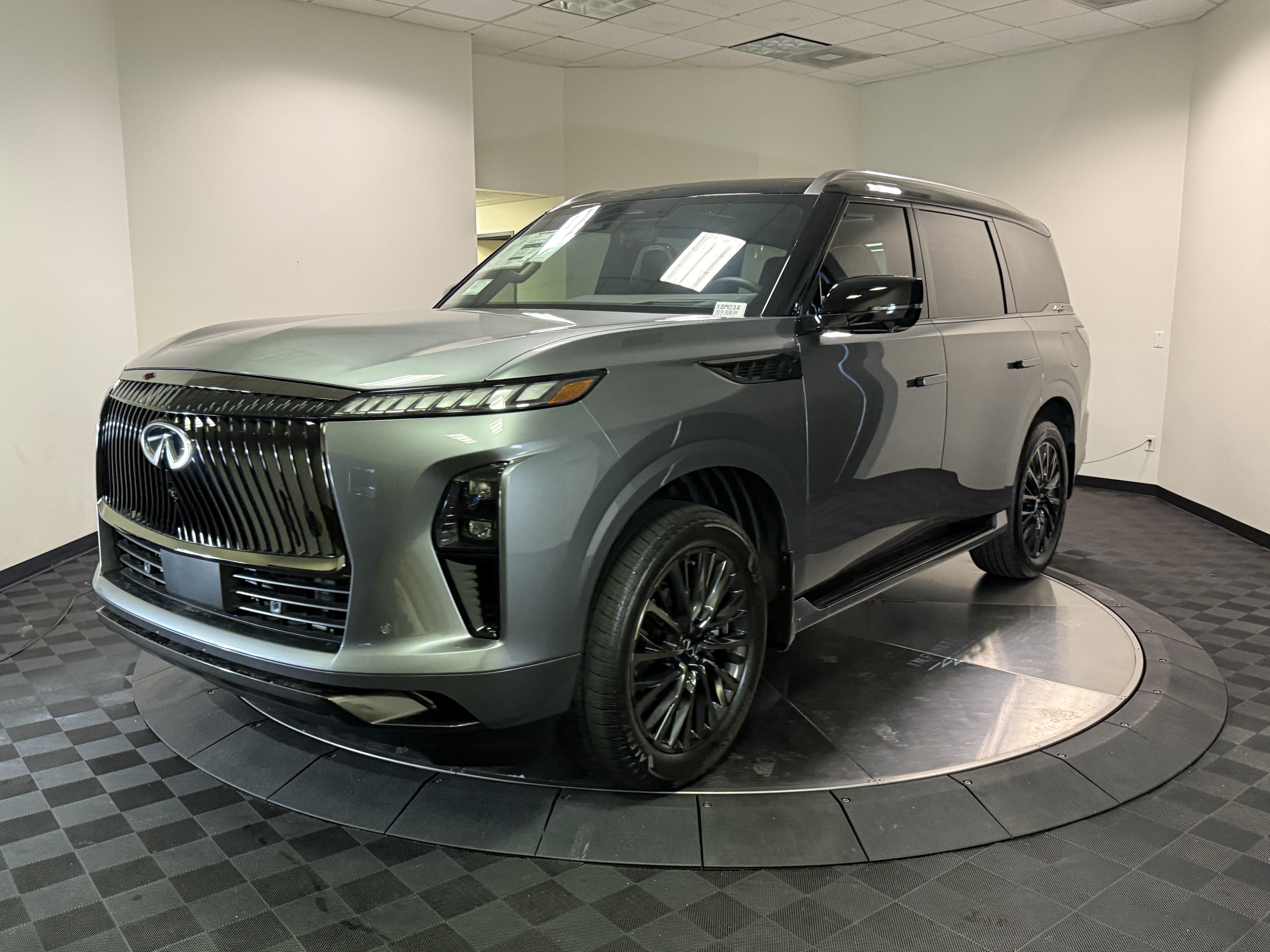 New 2026 INFINITI QX80 Autograph w/ Premium Cargo Package AWD/4WD image 3