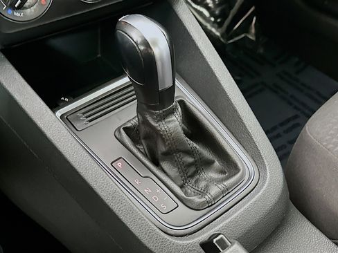 Used 2016 Volkswagen Jetta S image 15