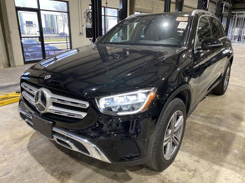 Used 2021 Mercedes-Benz GLC 300 4MATIC w/ Multimedia Package image 19
