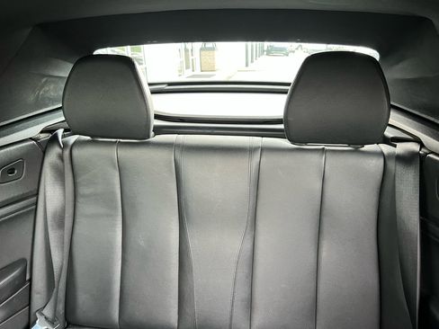 Used 2016 BMW M235i Coupe image 13