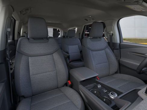 New 2026 Ford Explorer Active RWD image 10