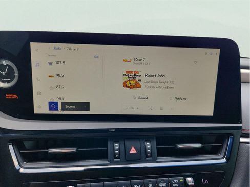 Used 2024 Lexus ES 350 F Sport w/ Accessory Package (Z2) FWD image 13