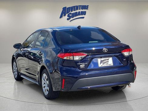 Used 2022 Toyota Corolla LE image 5