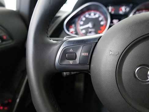 Used 2010 Audi R8 V10 AWD/4WD image 24