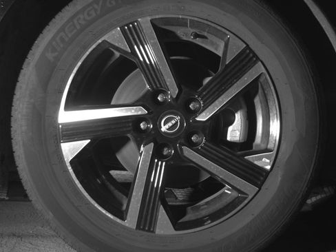 Used 2025 Nissan Sentra SV FWD image 13