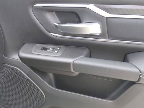 New 2026 RAM 1500 Big Horn AWD/4WD image 14