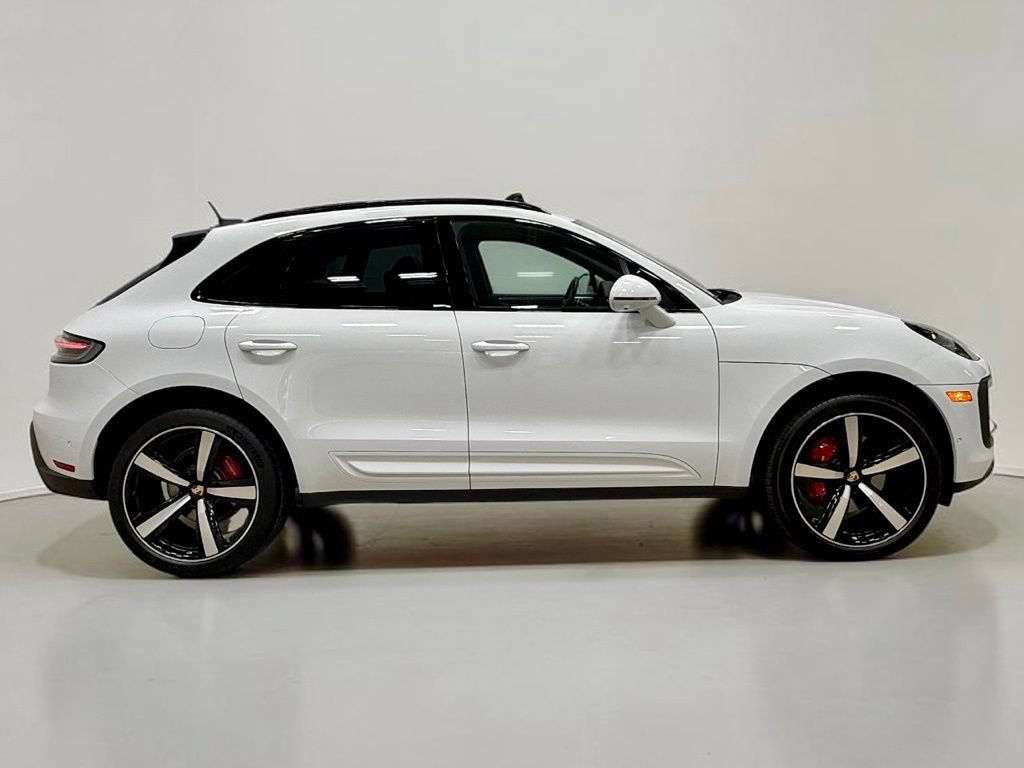 Used 2024 Porsche Macan S AWD/4WD image 13