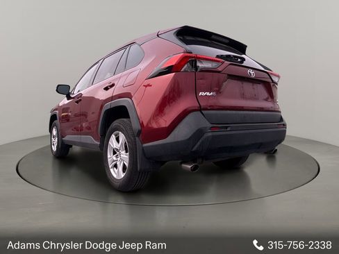 Used 2021 Toyota RAV4 XLE image 5