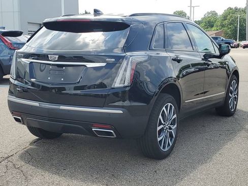 Certified 2024 Cadillac XT5 Sportv w/ Technology Package AWD/4WD image 3