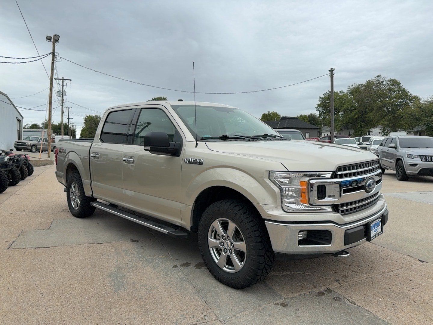Used 2018 Ford F150 XLT w/ Equipment Group 302A Luxury AWD/4WD image 4