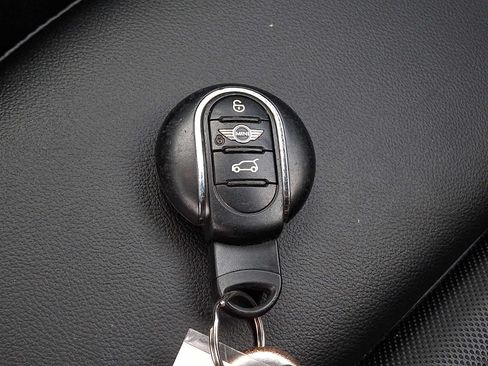 Used 2014 MINI Cooper S FWD image 22