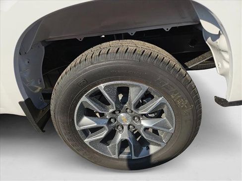 New 2026 Chevrolet Silverado 1500 LT image 9