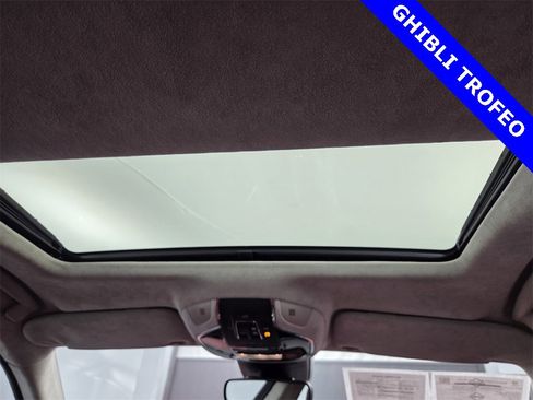 Used 2023 Maserati Ghibli Trofeo image 19