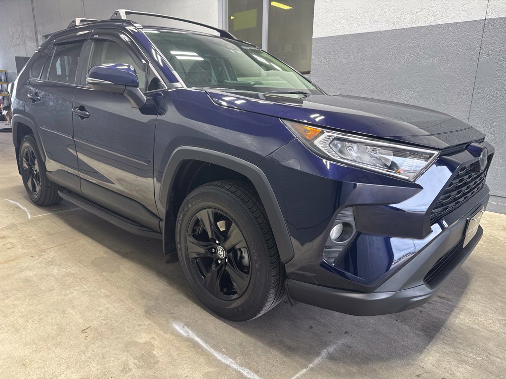Used 2020 Toyota RAV4 XLE w/ Convenience Package AWD/4WD image 6