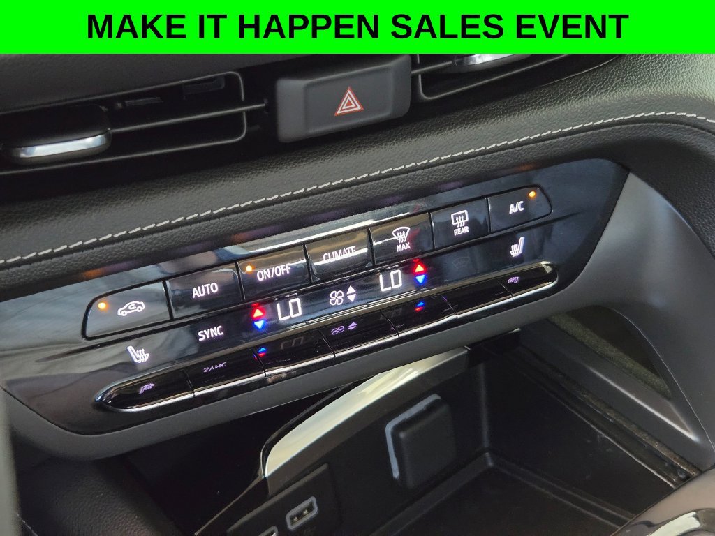 Used 2023 Buick Envision Essence w/ Sport Touring Package AWD/4WD image 17