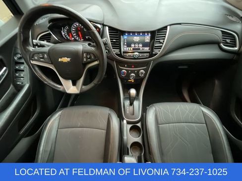 Certified 2022 Chevrolet Trax LT w/ LT Convenience Package image 19