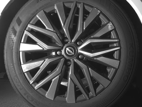 Used 2025 Nissan Altima 2.5 SV image 14