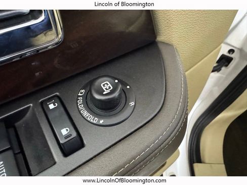 Used 2016 Lincoln Navigator L Reserve image 44