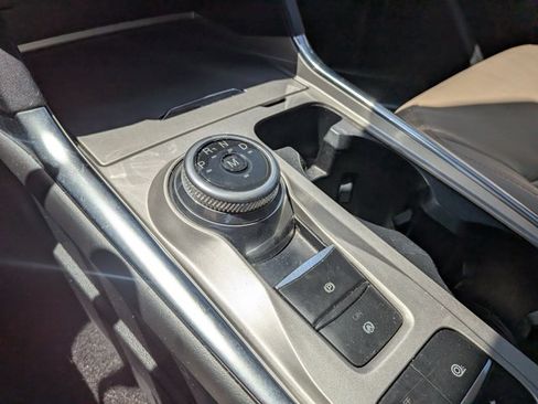 Used 2021 Ford Explorer Limited w/ Equipment Group 301A RWD image 11