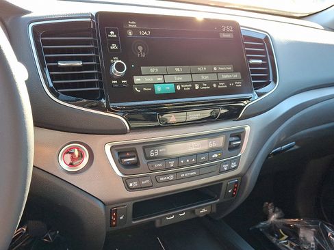 New 2026 Honda Ridgeline RTL image 11