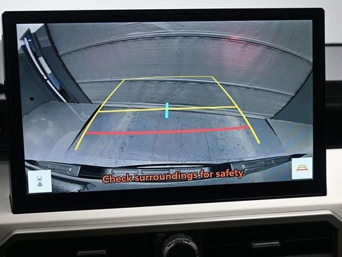 Used 2024 Toyota Tacoma TRD Off-Road image 18