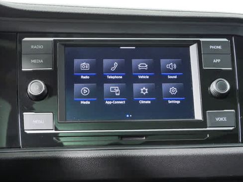 Used 2024 Volkswagen Jetta SE w/ Panoramic Sunroof Package FWD image 19