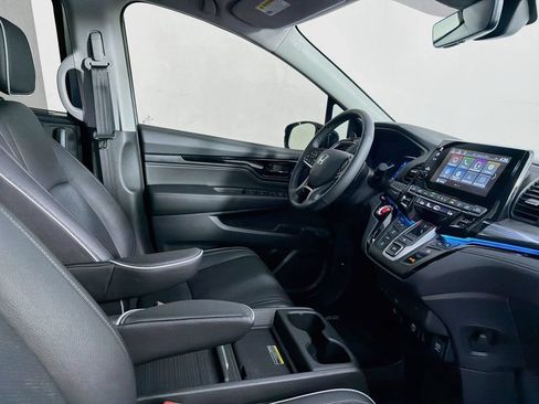 Used 2024 Honda Odyssey Elite image 35