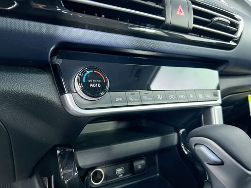 Certified 2023 Kia Seltos S image 24