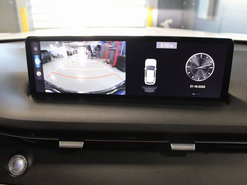 Used 2023 Genesis GV70 2.5T w/ Select Package image 30