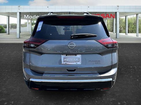 New 2026 Nissan Rogue Platinum w/ Platinum Premium Package image 5