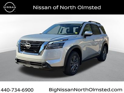New 2025 Nissan Pathfinder SV w/ Cargo Package